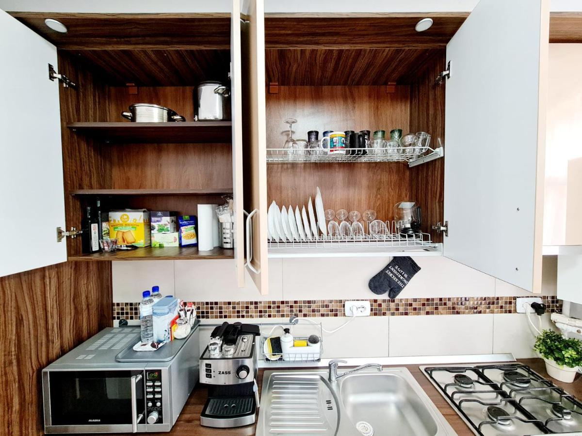 Central Old City Center Studio Universitate Coltea - Cav9 Bukares Bagian luar foto