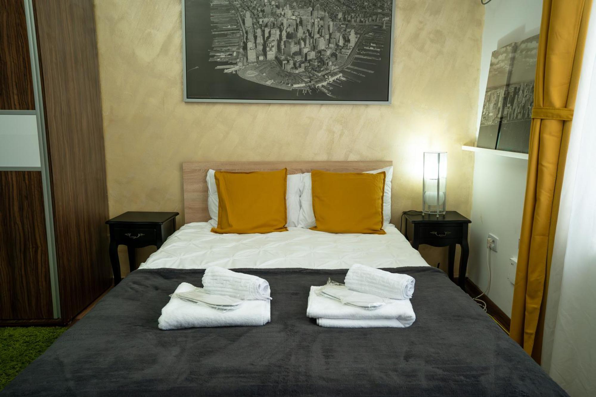 Central Old City Center Studio Universitate Coltea - Cav9 Bukares Bagian luar foto